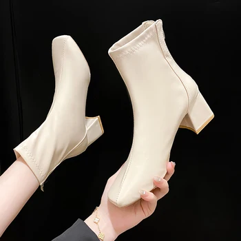 Обувки Бели ботильоны с кръгло бомбе, дамски ботуши с цип, луксозни дизайнерски ниски дамски гумени Есенни обувки на висок ток 2023, модерен плат в стил Рок